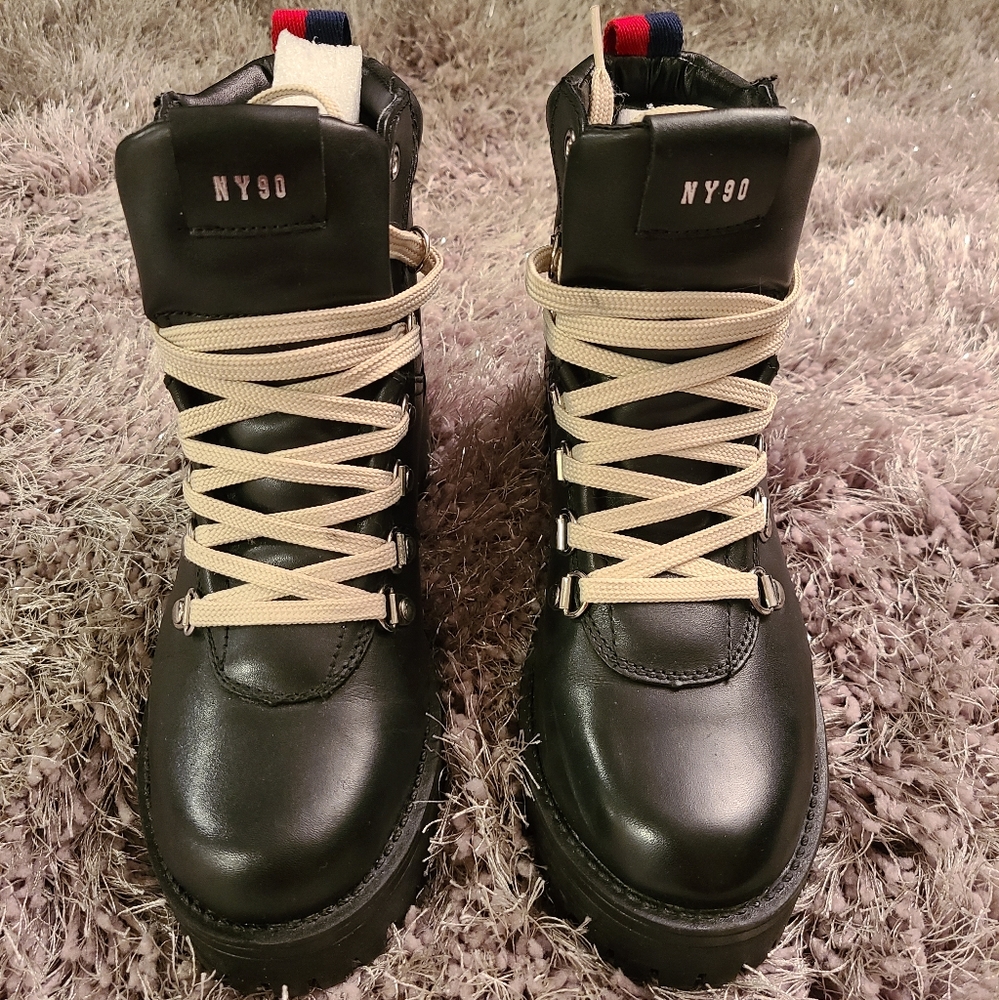 Steve Madden Bam Black Leather Boots
